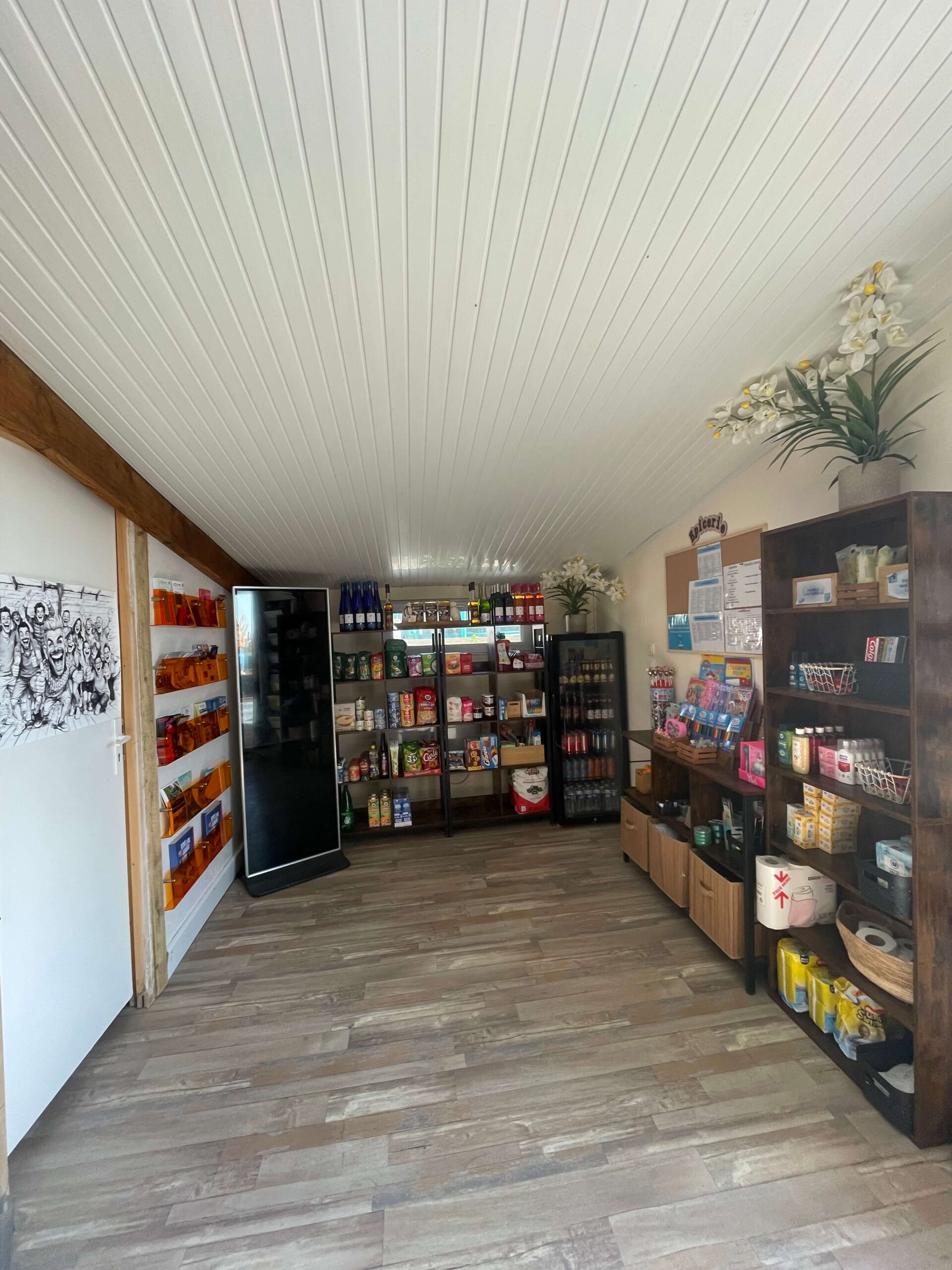 grocery store on the campsite in Vendée